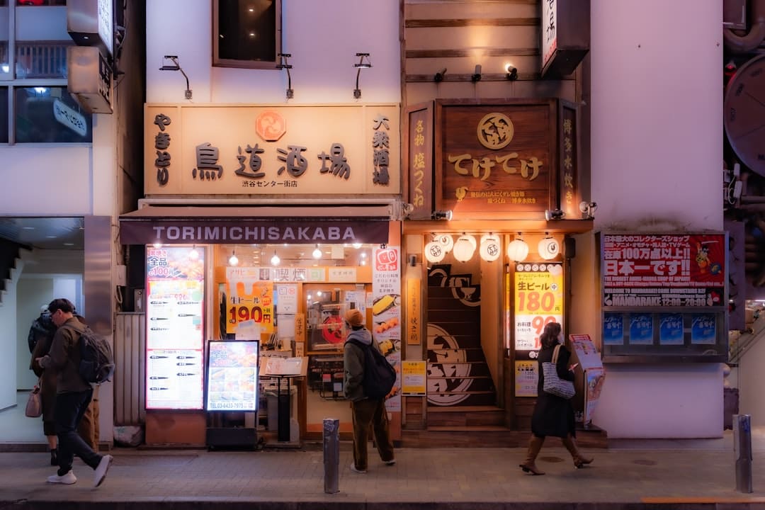青年早新闻｜现场！驻香港部队安排第二十八次建制单位轮换